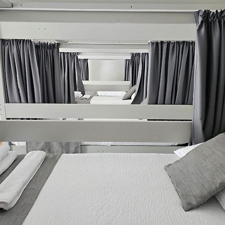 The Host Hostel Parma Ngoại thất bức ảnh