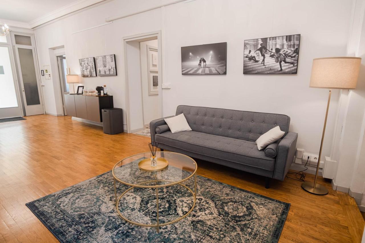 The Host Hostel Parma Ngoại thất bức ảnh