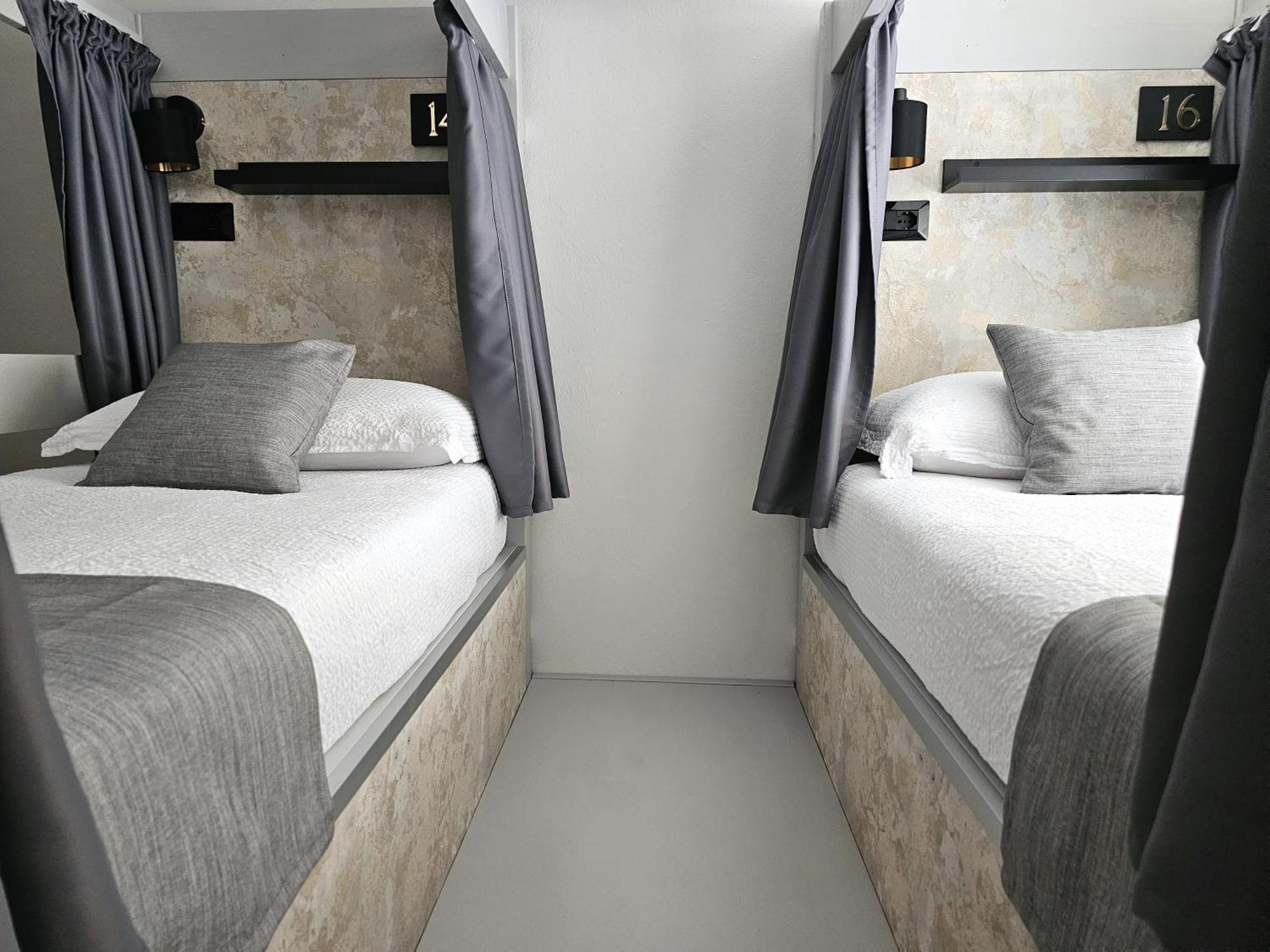 The Host Hostel Parma Ngoại thất bức ảnh